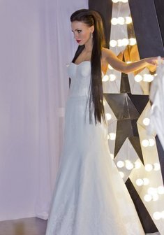 Свадебное платье B46998. Силуэт Русалка (Рыбка), длинное со шлейфом.