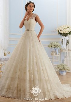 Свадебное платье B47007. С пышной юбкой, длинное со шлейфом.