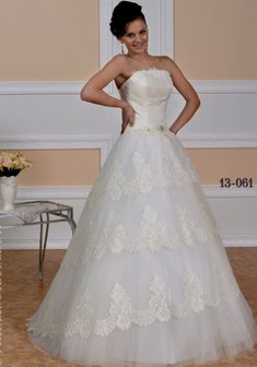 Свадебное платье К47068. С пышной юбкой, длинное без шлейфа.